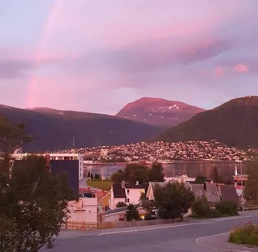 Cozy, With View In Tromsø