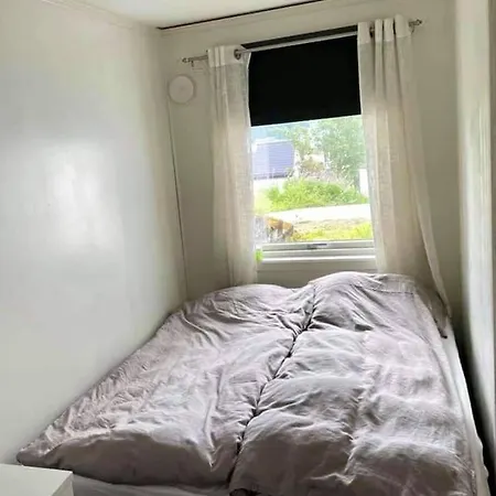 Cozy, With View In Apartmán Tromsø